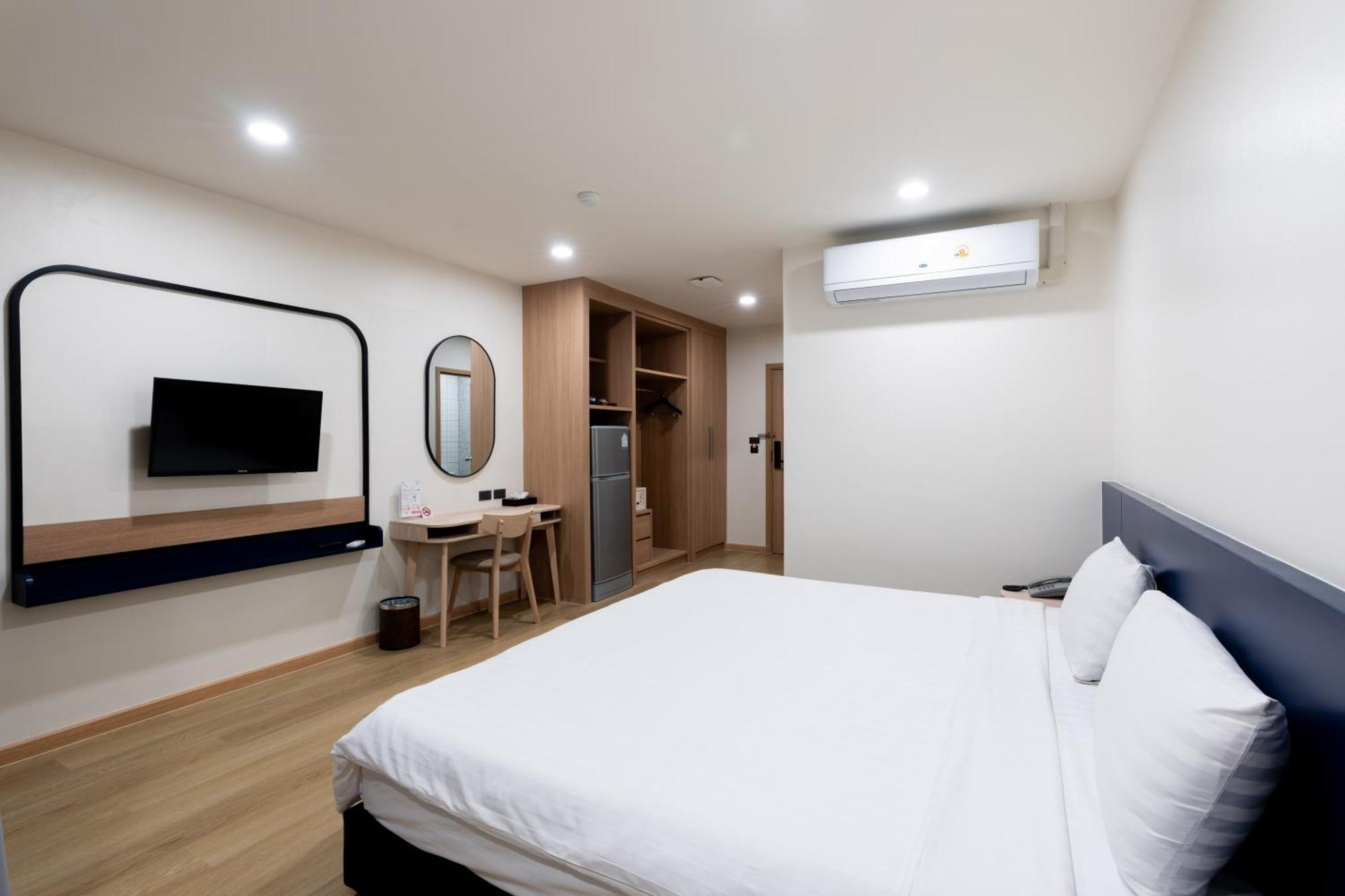 Ca Hotel And Residence Phuket - Sha Extra Plus Εξωτερικό φωτογραφία